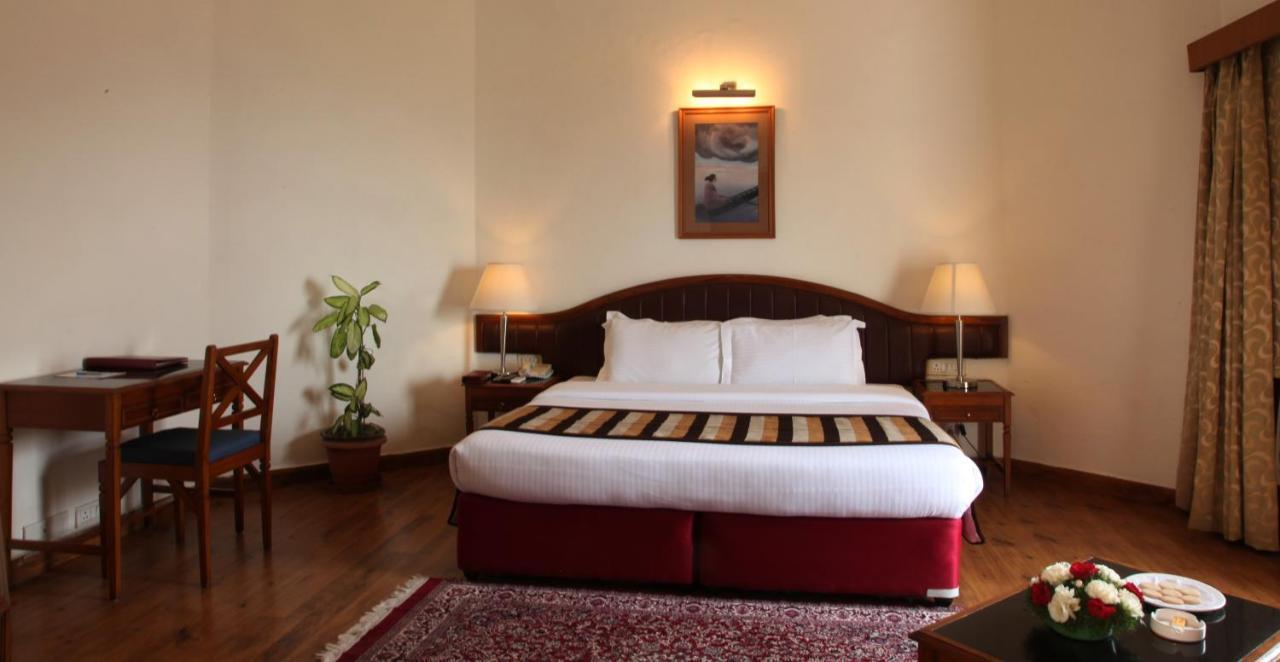 Parwanoo Timber Trail Base Resort - At The Foothills Of Adventure מראה חיצוני תמונה