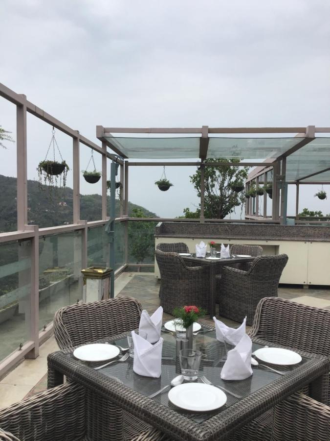 Parwanoo Timber Trail Base Resort - At The Foothills Of Adventure מראה חיצוני תמונה
