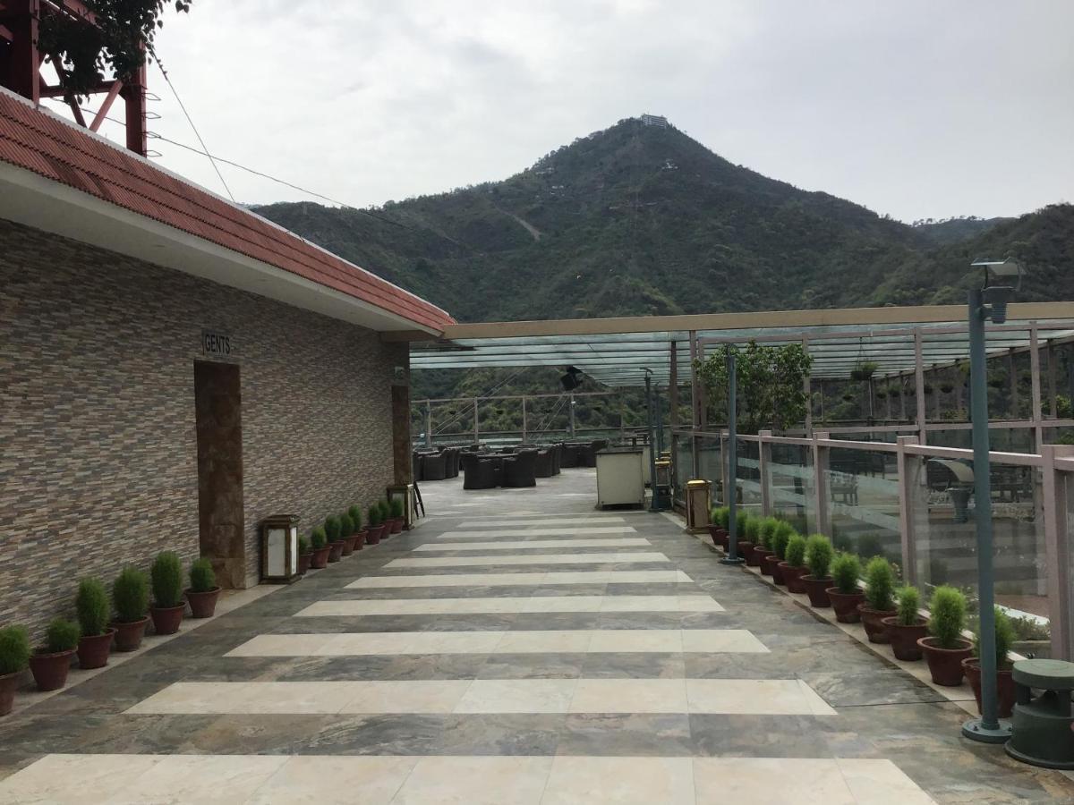 Parwanoo Timber Trail Base Resort - At The Foothills Of Adventure מראה חיצוני תמונה